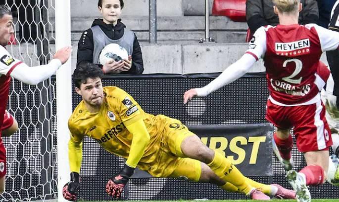 开云APP-邮报：曼联正在处理其他几笔交易，这可能影响他们签下拉芒