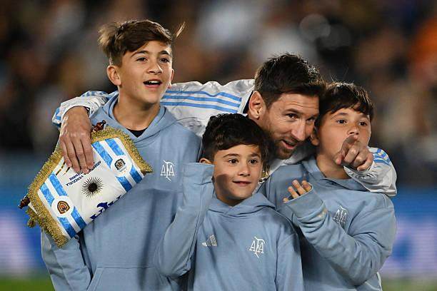 1757030393061013250.jpg 2233061144-612x612.jpg