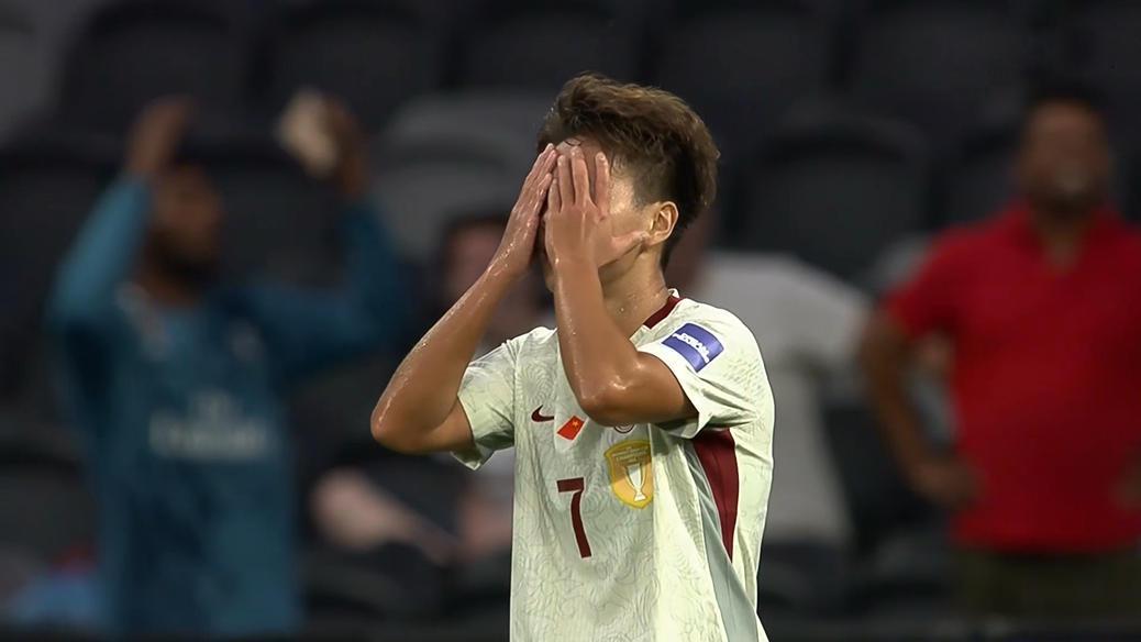 开云-无视2点球+进球被吹！中国女足连遭“争议吹罚”，王霜惊艳世界波